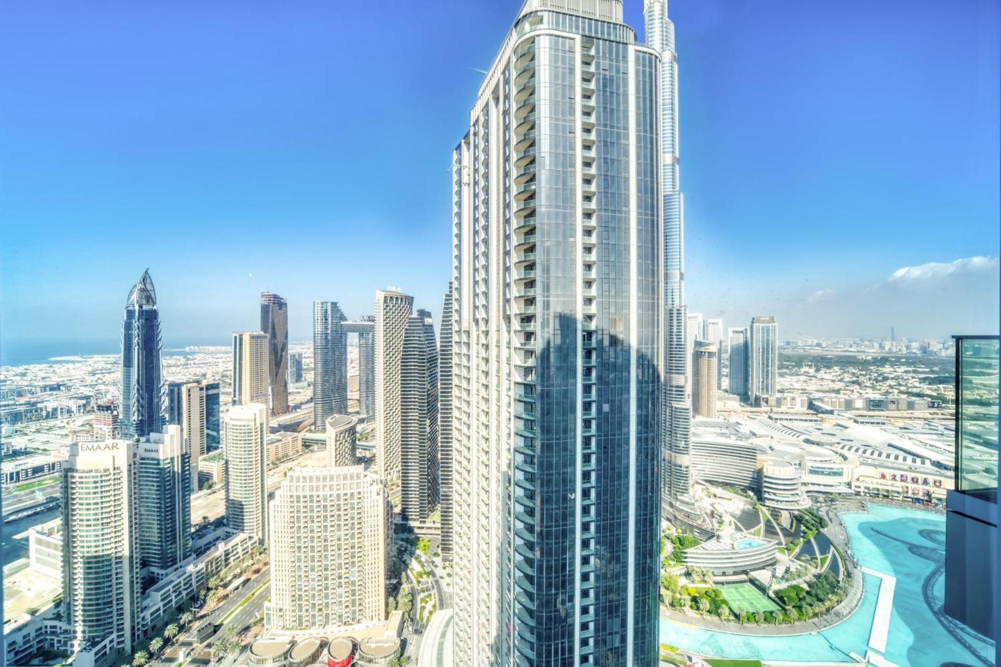 Downtown Luxury - Stunning Burj Khalifa & Sea View - 5 Minutes Walk To Dubai Mall المظهر الخارجي الصورة